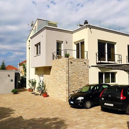 Apartments Rotiroti Задар Екстер'єр фото